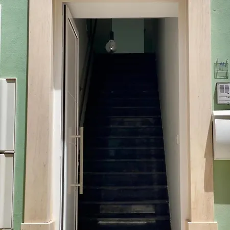 Апартаменты Oeste Garden Калдаш-да-Раинья